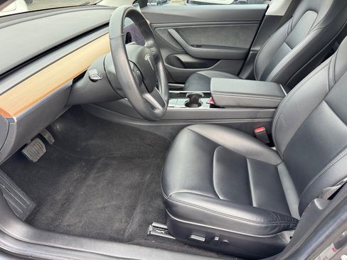 Used 2018 Tesla Model 3 Long Range image 28