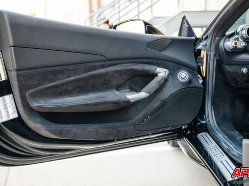 Used 2022 Ferrari F8 Tributo image 76