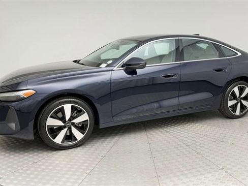 Used 2025 Audi A5 2.0T Prestige image 6