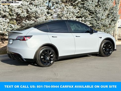 Used 2023 Tesla Model Y Long Range image 9