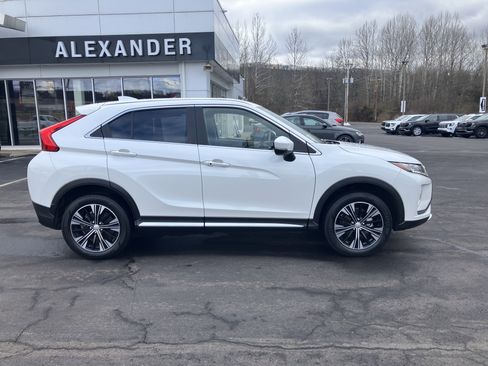 Used 2020 Mitsubishi Eclipse Cross SEL image 2