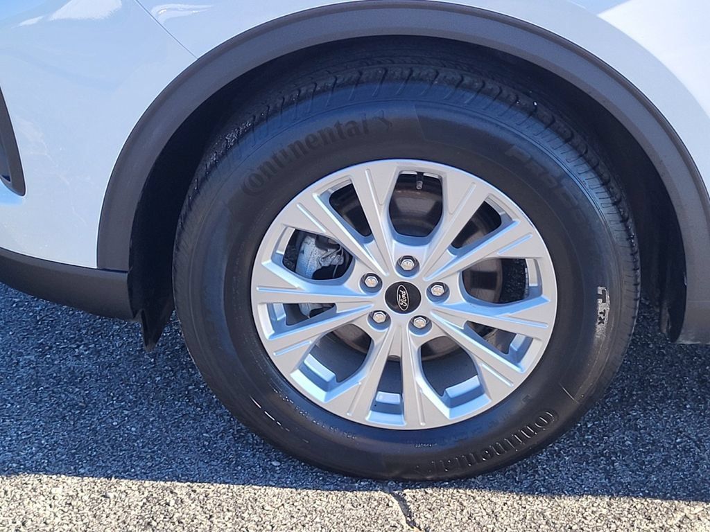 Used 2024 Ford Escape Active AWD/4WD image 9