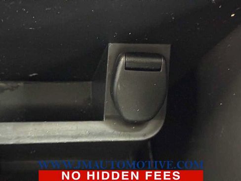Used 2017 Nissan Rogue S AWD/4WD image 37