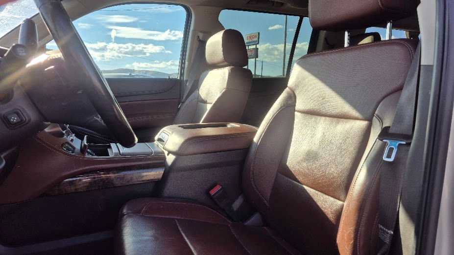 Used 2015 Chevrolet Suburban LTZ AWD/4WD image 9