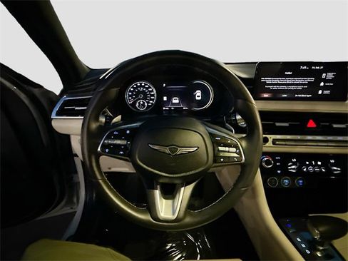 Used 2026 Genesis G70 2.5T image 11