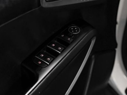 Used 2022 Kia Soul LX FWD image 35