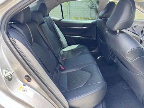 Used 2019 Toyota Camry XSE image 17