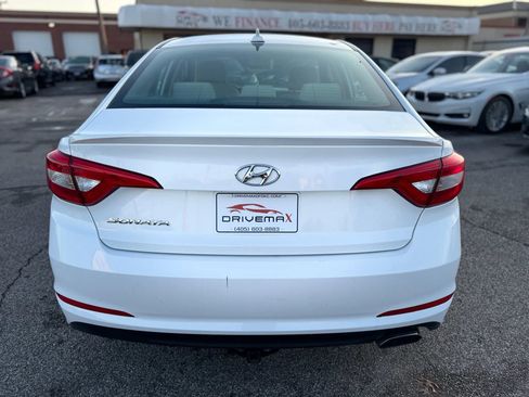 Used 2017 Hyundai Sonata SE image 4