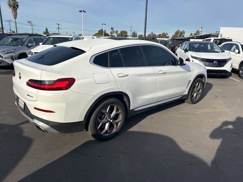 Used 2022 BMW X4 xDrive30i w/ Convenience Package image 6