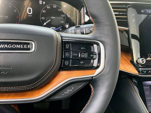 Used 2024 Jeep Grand Wagoneer Series III w/ HD Trailer Tow Package image 33