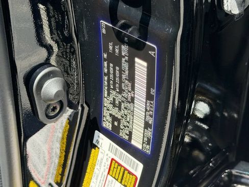Used 2023 Toyota Highlander XLE FWD image 20