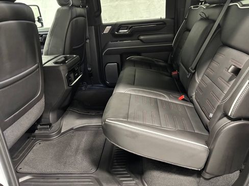 Used 2026 GMC Sierra 2500 AT4X AWD/4WD image 44