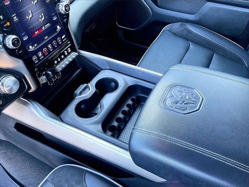 Used 2020 RAM 1500 Laramie image 17