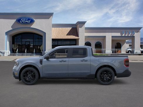 New 2025 Ford Maverick Lariat w/ Black Appearance Package image 3