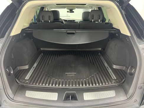 Used 2019 Cadillac XT5 Luxury AWD/4WD image 25