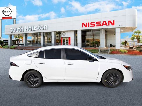 New 2026 Nissan Sentra SV w/ Floor Mat Package image 5