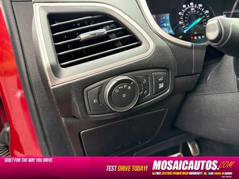 Used 2021 Ford Edge ST-Line AWD/4WD image 8