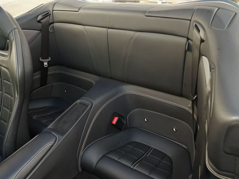 Used 2019 Ferrari Portofino image 20