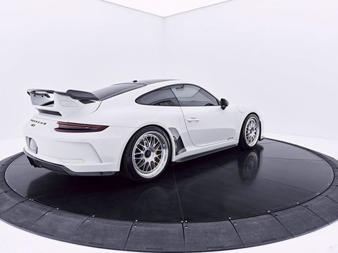 Used 2018 Porsche 911 GT3 RWD image 20