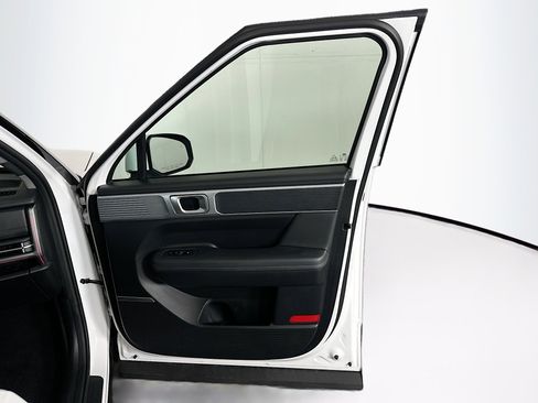 Used 2025 Hyundai Santa Fe Limited image 34