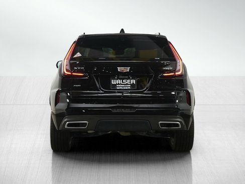 Used 2024 Cadillac XT4 Sport image 4