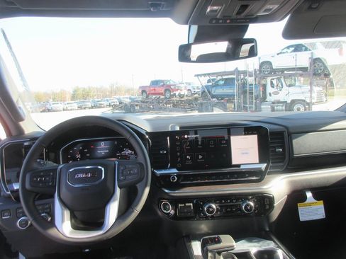 New 2026 GMC Sierra 1500 SLT w/ SLT Premium Plus Package image 15
