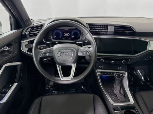 Certified 2025 Audi Q3 2.0T Premium Plus w/ Premium Plus Package image 21