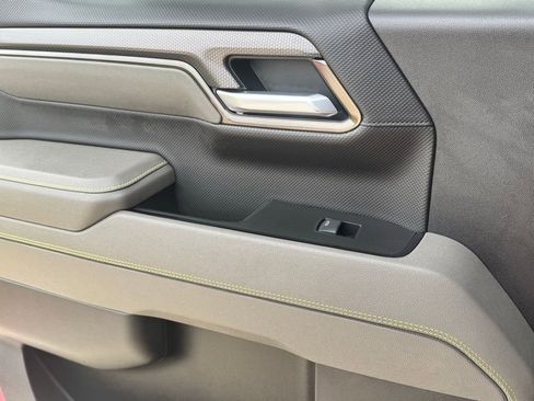 Used 2025 Chevrolet Silverado 1500 ZR2 w/ Technology Package image 22