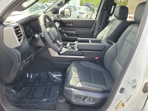New 2026 Toyota Tundra SR5 AWD/4WD image 21