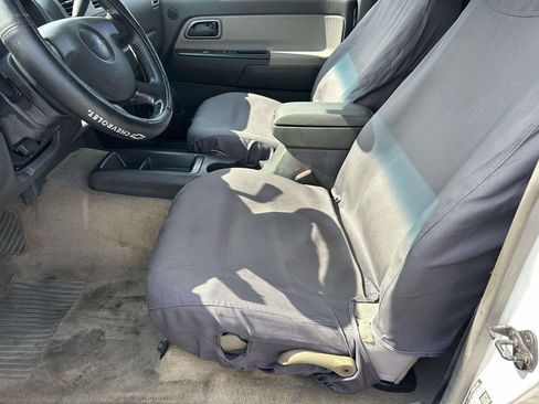Used 2005 Chevrolet Colorado LS RWD image 17