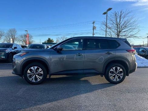 Certified 2021 Nissan Rogue SV image 7
