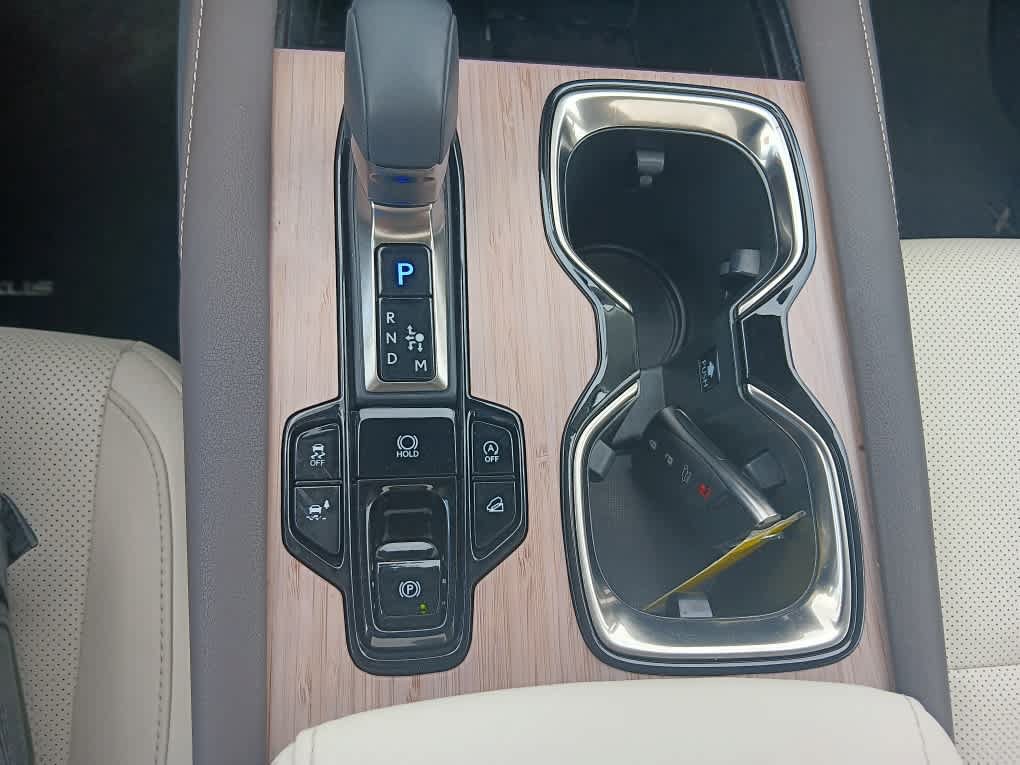 Used 2024 Lexus RX 350 Premium w/ Accessory Package (Z1) AWD/4WD image 28