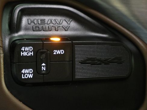 Used 2022 RAM 2500 Limited image 28