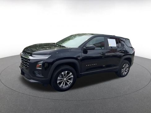 Used 2025 Chevrolet Equinox LT image 8