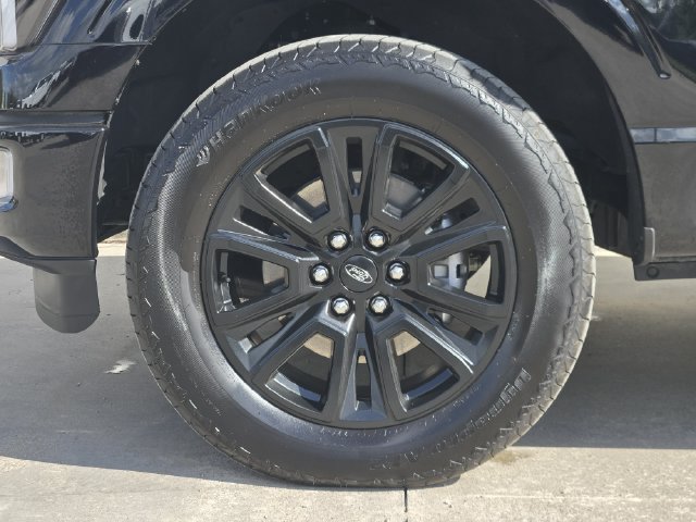Used 2025 Ford F150 Platinum w/ FX4 Off-Road Package AWD/4WD image 15