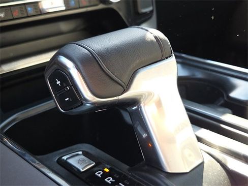 Certified 2024 Ford F150 Lariat w/ FX4 Off-Road Package image 23