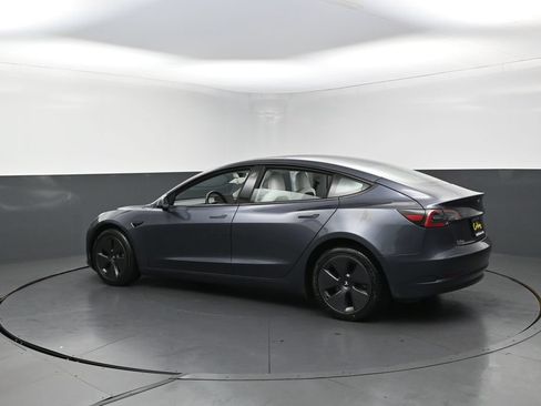 Used 2023 Tesla Model 3 Standard Range RWD image 4