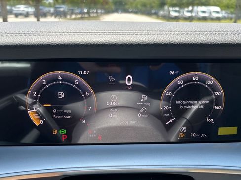New 2026 Volkswagen Tiguan SE R-Line AWD/4WD image 26