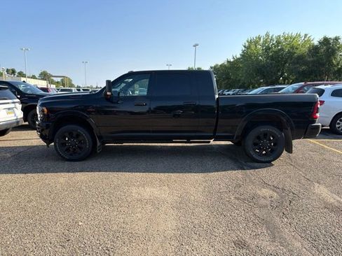 Used 2022 RAM 3500 Limited AWD/4WD image 5