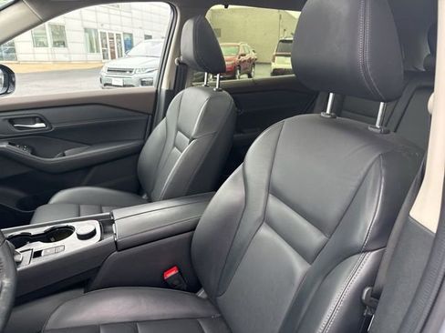 Certified 2023 Nissan Rogue SV w/ SV Premium B Package image 18