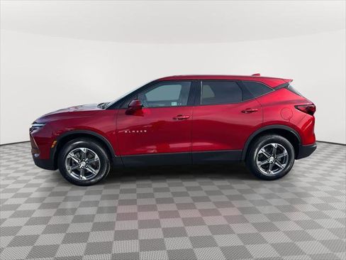 Used 2025 Chevrolet Blazer LT w/ Driver Confidence Package image 8