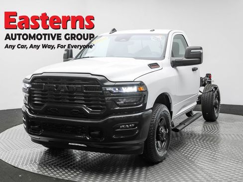 Used 2025 RAM 3500 Tradesman RWD image 1