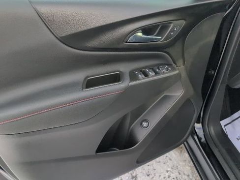 Certified 2023 Chevrolet Equinox RS image 17
