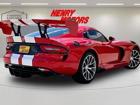 Used 2017 Dodge Viper GTC w/ GTS Interior Package RWD image 6