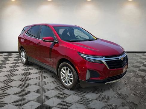 Used 2023 Chevrolet Equinox LT FWD image 3