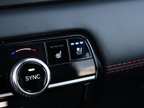 New 2025 Honda Pilot Black Edition image 19