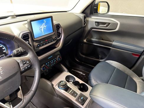 Used 2023 Ford Bronco Sport Outer Banks w/ Tech Package AWD/4WD image 14