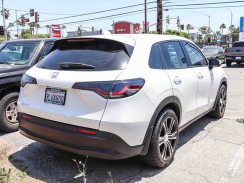 Used 2024 Honda HR-V LX image 13