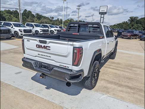 Used 2026 GMC Sierra 2500 AT4X AWD/4WD image 7