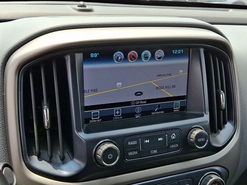 Used 2017 Chevrolet Colorado Z71 AWD/4WD image 17